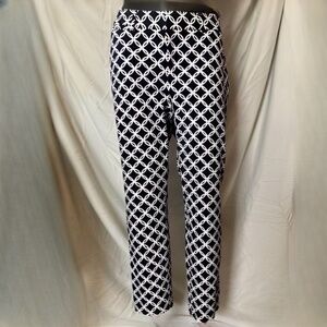 Crown & Ivy cropped pants, black & white pattern, size Petite 14